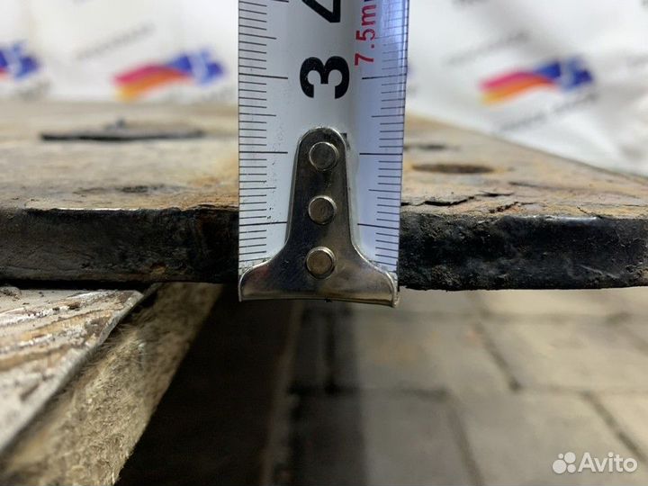 81427150036 Плита под седло 880х610х11 Man TGA