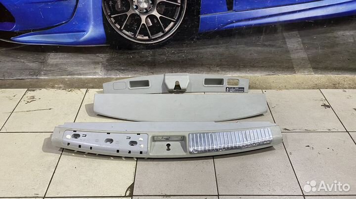 Обшивки багажника Mercedes W164