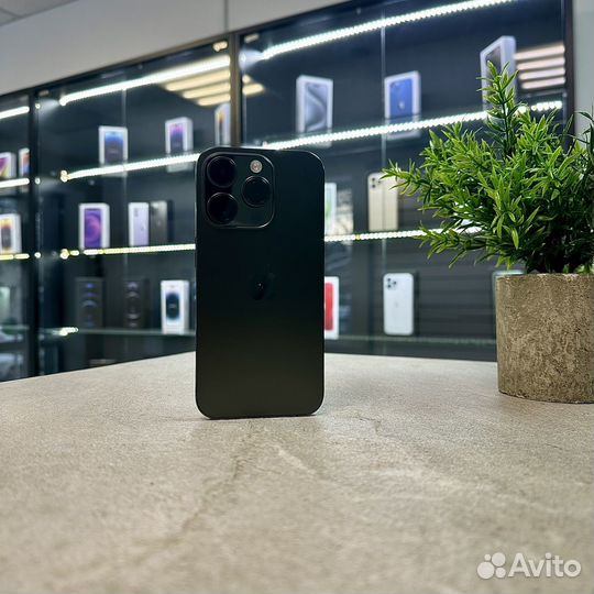 iPhone 15 Pro, 256 ГБ