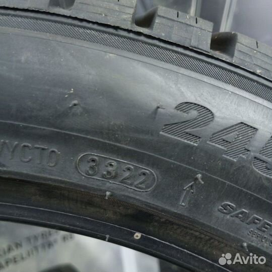 Kumho WinterCraft Ice WI31 245/45 R19 102T