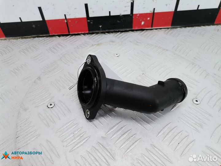 Корпус термостата Audi A3 8P 2005 06A121121C