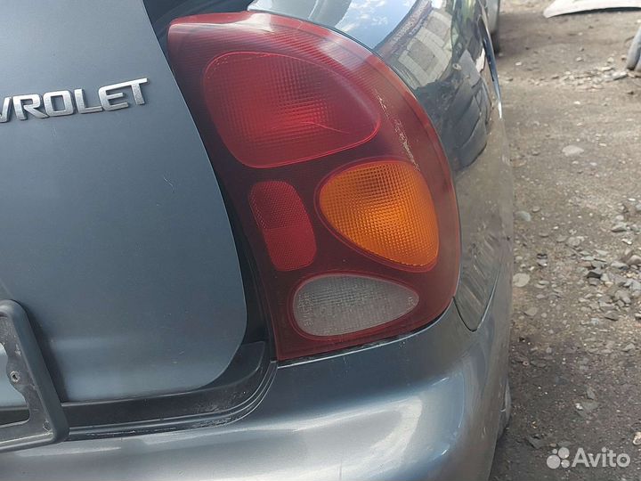 Фонарь задний Шевроле Ланос