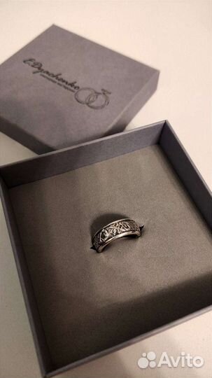 Серебряное кольцо