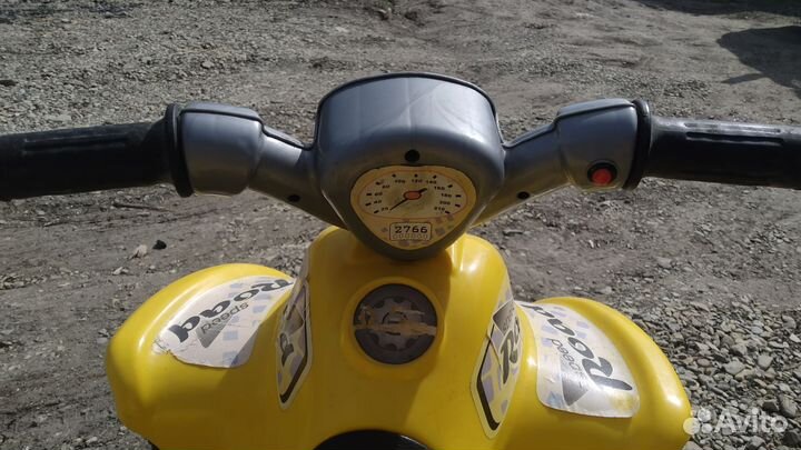 Детский квадроцикл на аккумуляторе