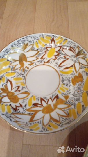 Чайные блюдца 