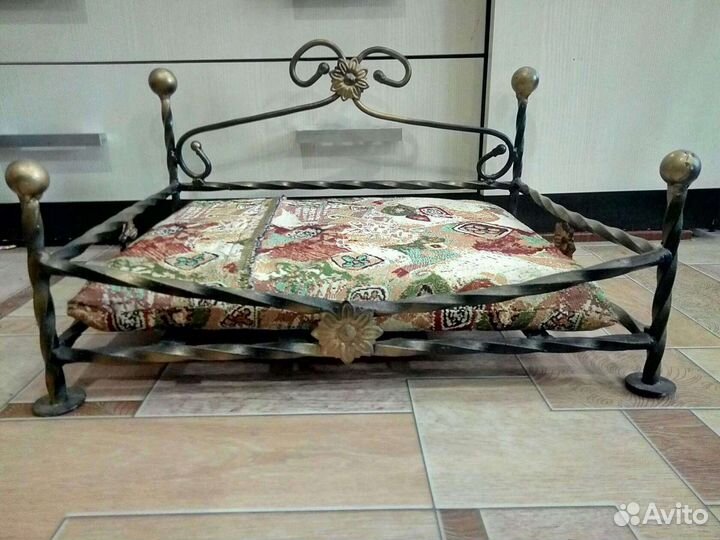 Кроватка для кошек и собачек