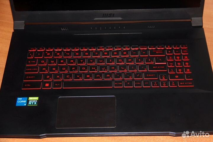 Msi katana gf76 11 UE-270XRU