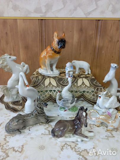 Фарфоровые статуэтки