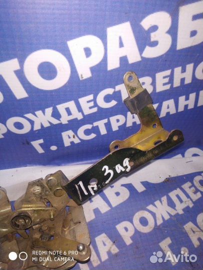 Задний правый замок двери Газ Волга 31105 седан