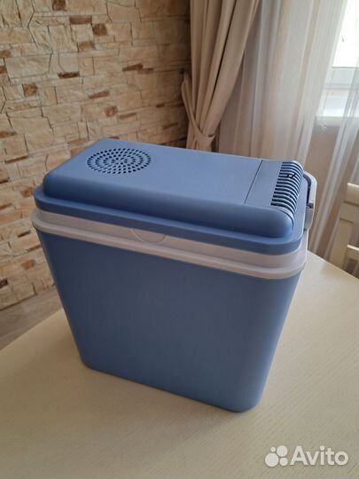 Автомобильный холодильник