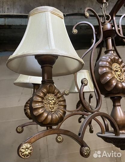 Люстра. Производство Италия