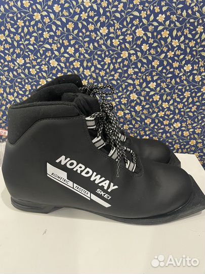 Лыжные ботинки nordway 41 новые