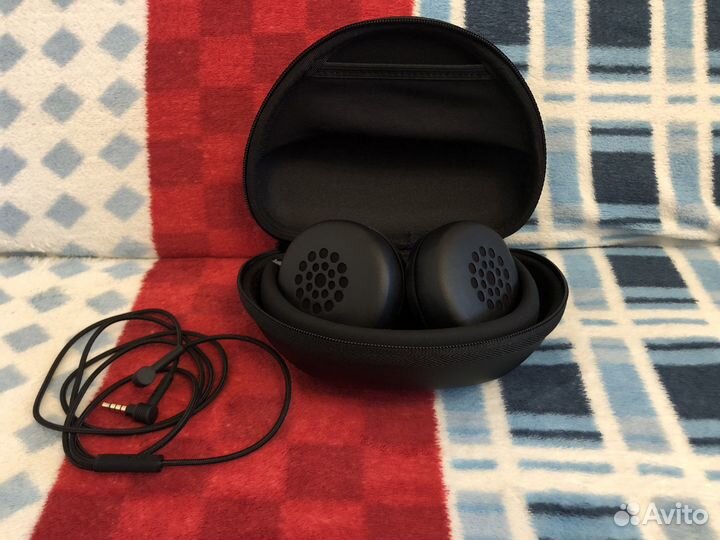 Наушники Philips Fidelio NC1