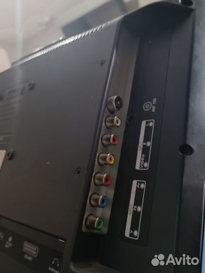 Телевизор erisson 16LEE01