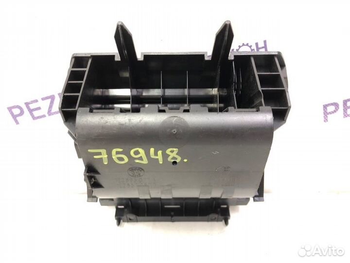 Пепельница передняя Skoda Octavia лифтбек 1.9 2010