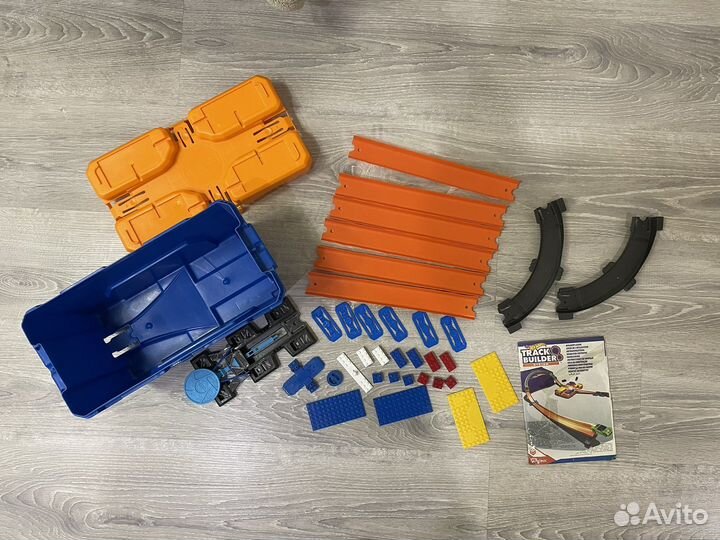 Трек Hot Wheels Track Builder FLK89 Stunt Box