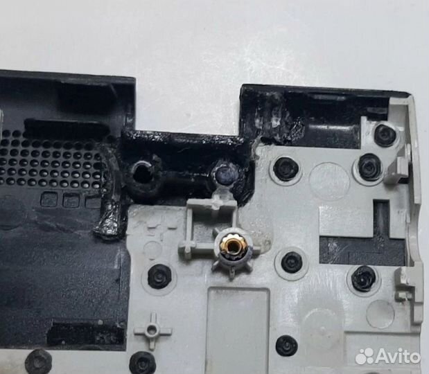 Верхняя часть корп. Samsung 305E5A. Отп. в регионы