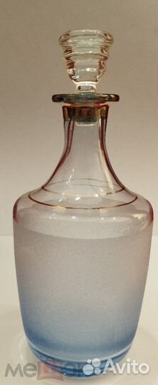Графин. Синие напыление. Стекло. 22 см. СССР