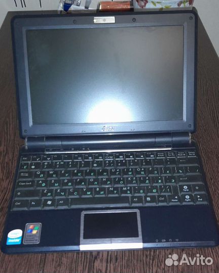 Ноутбук Asus EEE pc1000hd