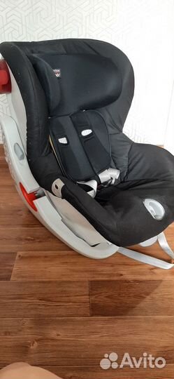Продам автокресло Britax romer king II