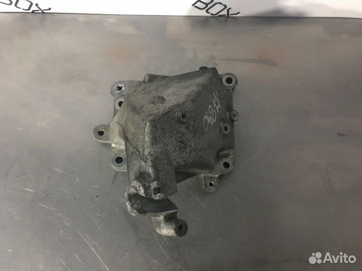 Кронштейн двигателя левый Mercedes Gl X166 M276