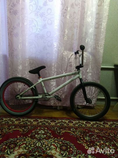 Продам BMX вместе с рулём