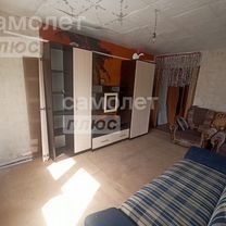 Доля в 3-к. квартире, 54,4 м², 1/2 эт.