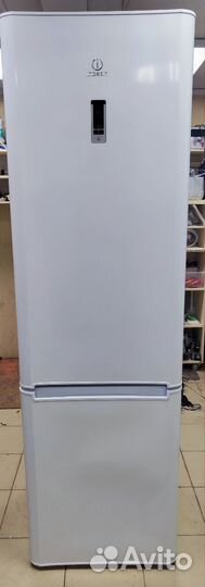 Холодильник бу indesit