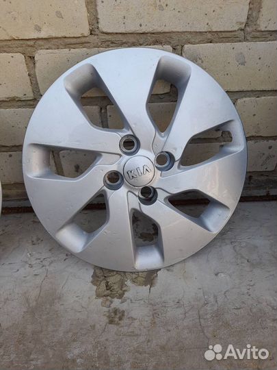 Колпаки r15 на KIA rio