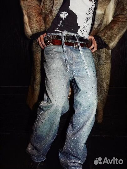 Джинсы с стразами hommeplusless