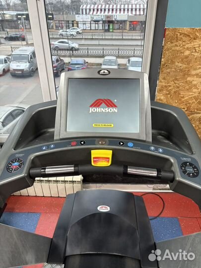Беговая дорожка johnson fitness T8000 E