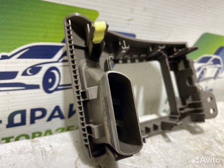 Дефлектор обдува салона Toyota Mark Ii седан 2003