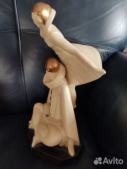 Фаянс-Ар-Деко-Арлекин-37см, Европа