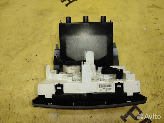 Блок климата Peugeot 408