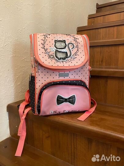 Портфель школьный