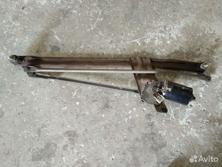 Трапеция дворников Фольксваген Пассат B3