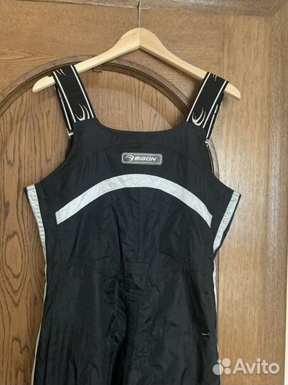 Лыжный комбинезон горнолыжный