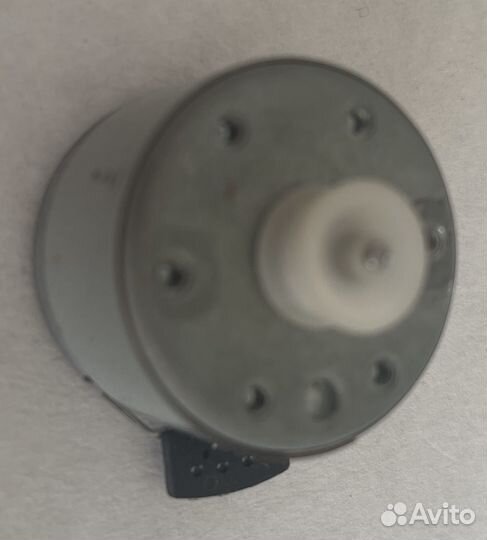 Двигатель Sankyo SHW2L для кассетного магнитофона