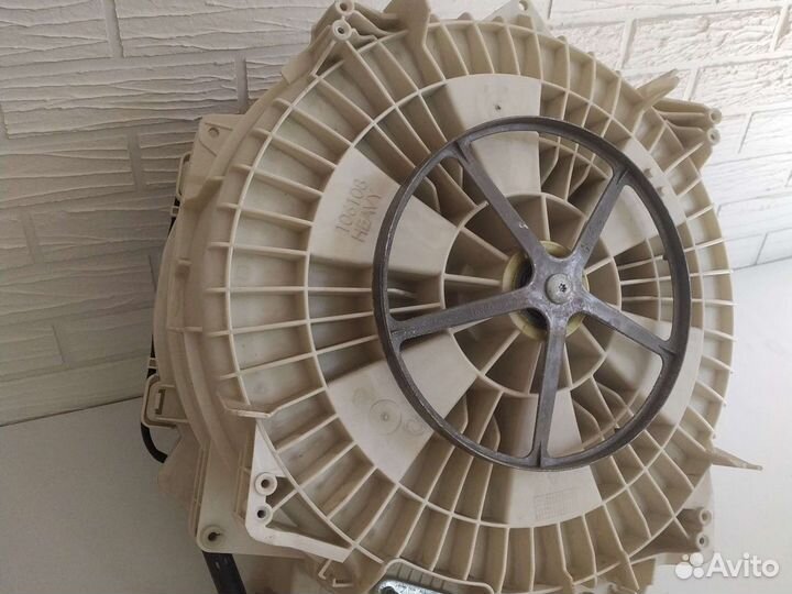 Бак стиральной машины Hotpoint-Arisron Aqualtis