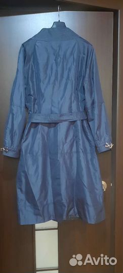 Плащ женский 48 размер