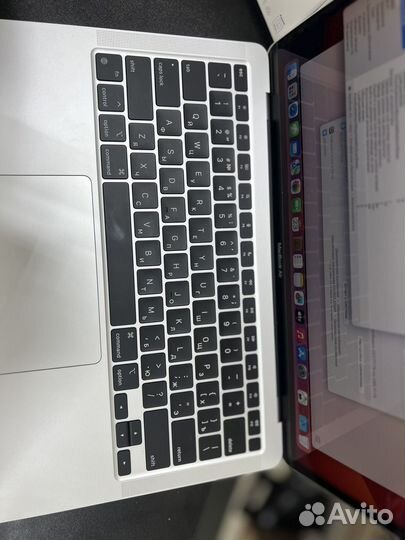 Macbook Air 13 M1 8/256