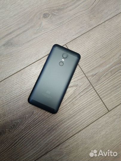 Xiaomi Redmi 5 Plus, 4/64 ГБ