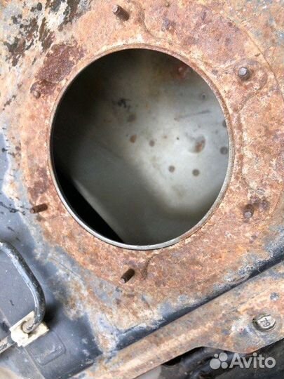 Топливный бак Mitsubishi Lancer 9