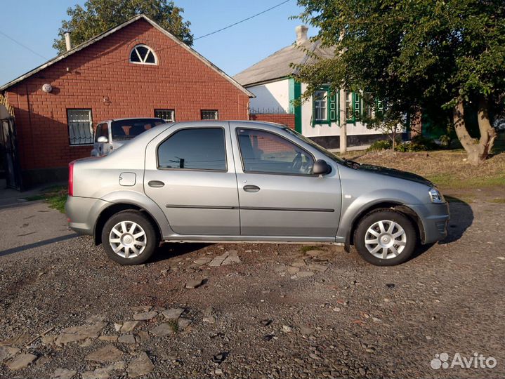 Renault Logan 1.6 МТ, 2011, 137 000 км