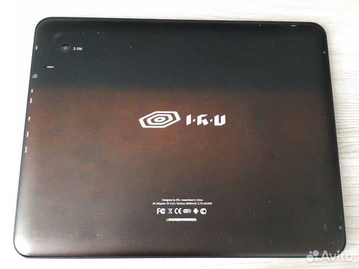 Планшет iRU