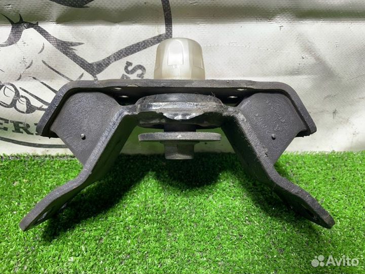 Подушка АКПП Toyota Land Cruiser Prado RZJ95