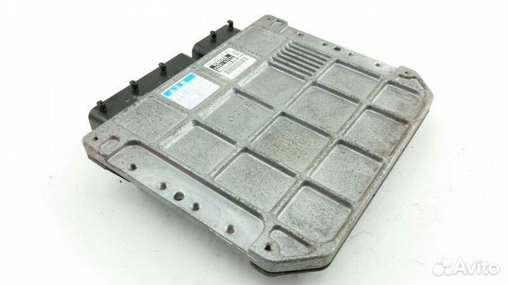 Блок управления двигателем Toyota Vitz KSP90 1KR