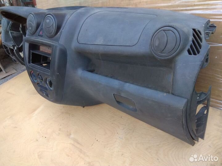 Торпедо ваз (LADA) Granta I (2011—2018)