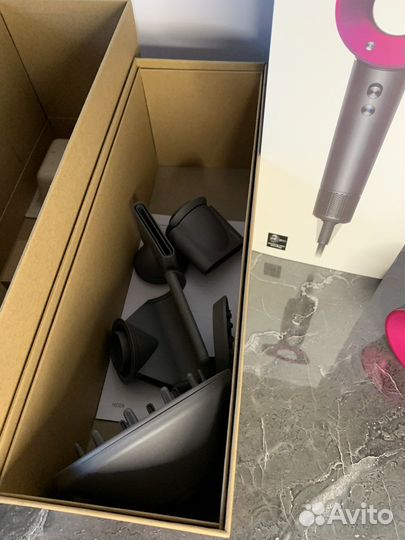 Фен dyson supersonic