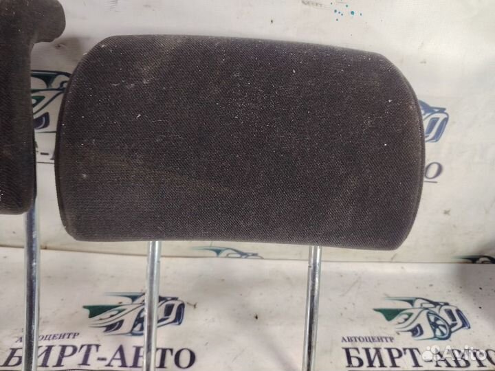 Подголовник заднего сиденья Ford Mondeo III (2000—2003)